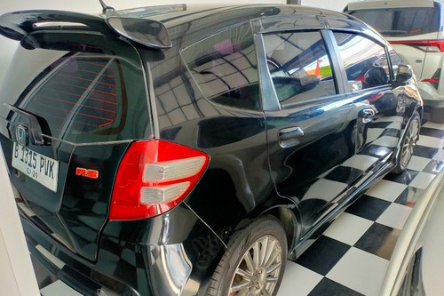 Dijual 2010 Honda Jazz 1.5L RS AT bekas