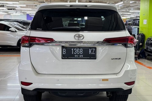 Dijual 2016 Toyota Fortuner VRZ 2.4 AT bekas