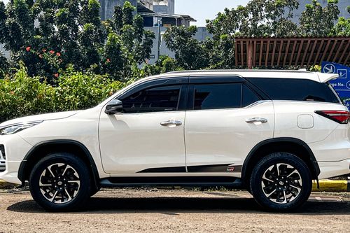 Old 2022 Toyota Fortuner 4x2 2.8 GR Sport AT DSL