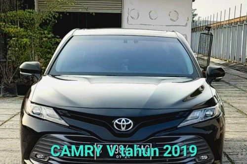 Used 2019 Toyota Camry V 2.5L AT