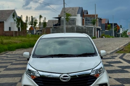 Used 2025 Daihatsu Sigra 1.0 M MT