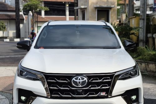 2023 Toyota Fortuner 4x2 2.8 GR Sport AT DSL bekas