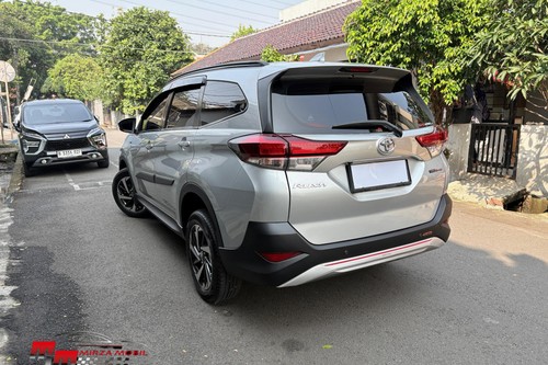 Beli mobil bekas