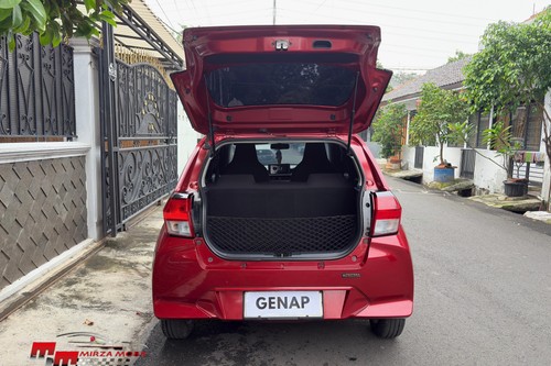 Dijual 2023 Daihatsu Ayla 1.0L X CVT bekas