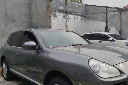 2024 Porsche Cayenne Turbo Tiptronic bekas