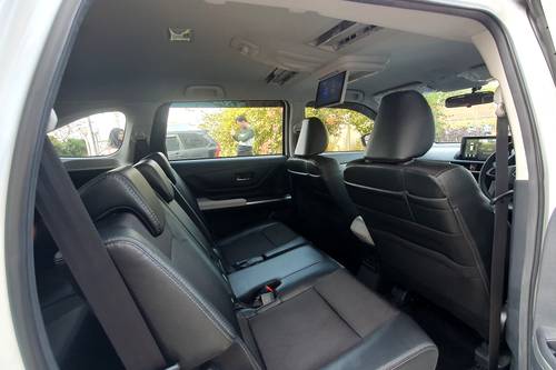 Beli mobil bekas