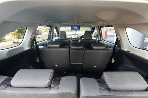 Dijual 2024 Toyota Avanza Veloz Q CVT bekas