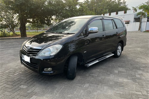 2009 Toyota Kijang Innova 2.0L G MT tua