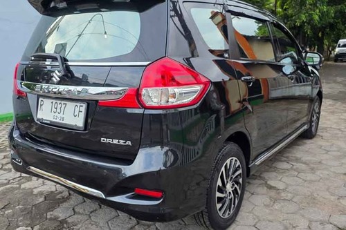 Dijual 2018 Suzuki Ertiga Dreza MT bekas