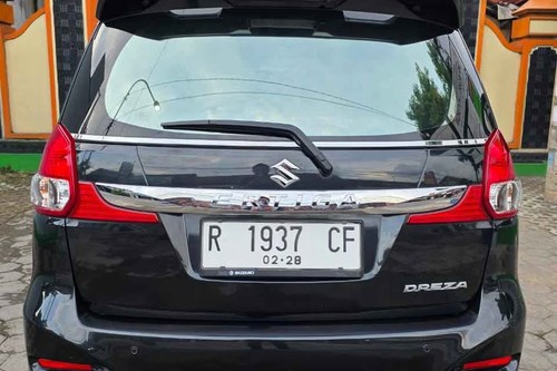 Beli mobil bekas