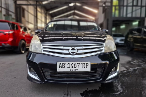 2013 Nissan Grand Livina 1.5 Ultimate AT bekas