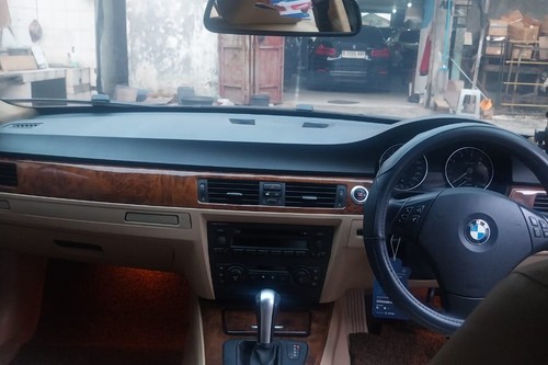 2005 BMW 3 Series Sedan 325iat tua