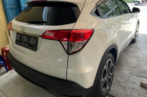 Dijual 2021 Honda HRV 1.5L E CVT Special Edition bekas