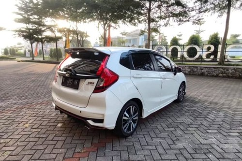 2017 Honda Jazz RS CVT bekas