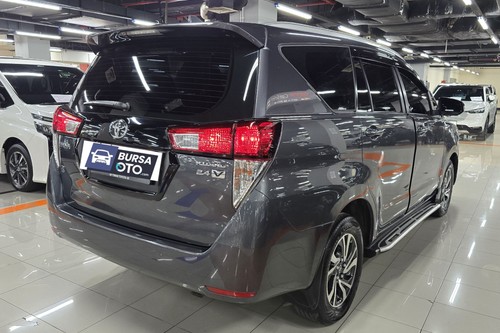2021 Toyota Innova 2.4L V Diesel AT tua