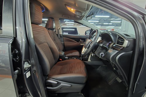 2021 Toyota Innova 2.4L V Diesel AT tua