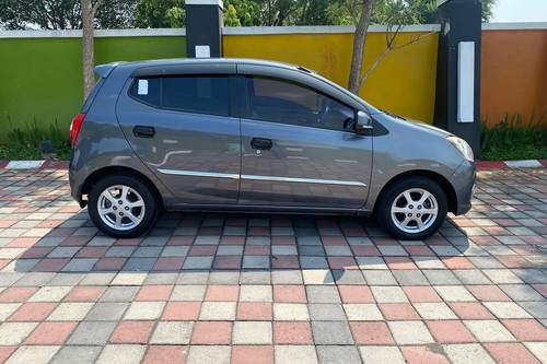 Beli mobil bekas