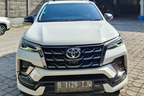 Used 2021 Toyota Fortuner 2.4 VRZ AT