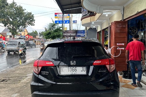 Beli mobil bekas