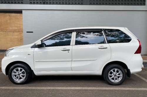 Dijual 2017 Daihatsu Xenia 1.3 X MT bekas