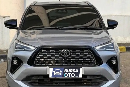 2023 Toyota Yaris Cross 1.5 S HV CVT With GR Parts Aero Package bekas