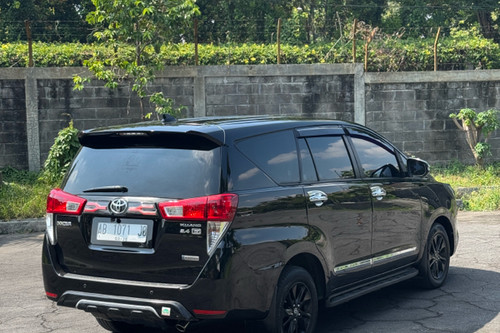 2015 Toyota Kijang Innova REBORN 2.4 G AT DIESEL bekas