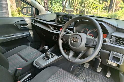 Dijual 2023 Daihatsu Ayla 1.0L X MT bekas