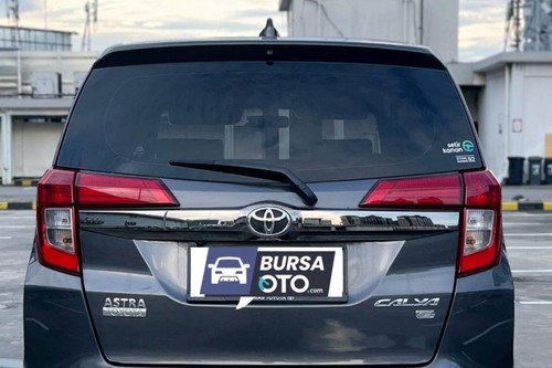 Dijual 2023 Toyota Calya G AT bekas