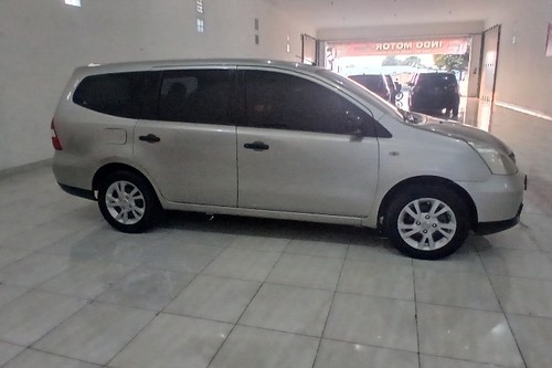 Beli mobil bekas