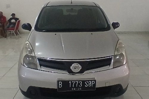 2011 Nissan Grand Livina 1.5 SV AT bekas