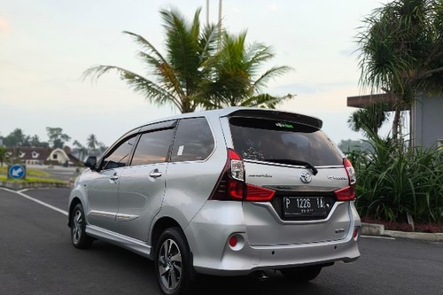 Beli mobil bekas