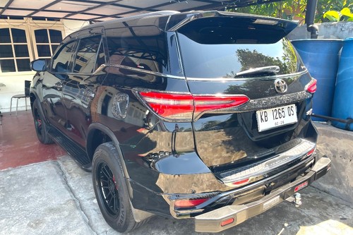 2016 Toyota Fortuner VRZ 2.4 AT TRD tua