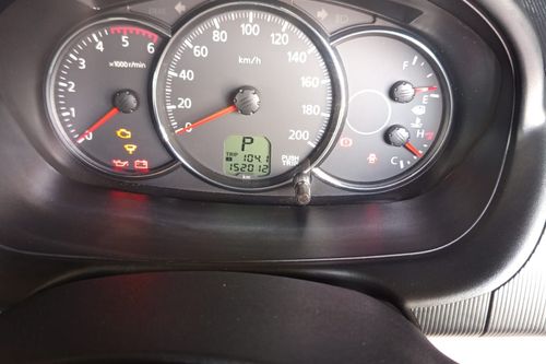 2015 Mitsubishi Pajero Sport Dakar AT 4x2 bekas