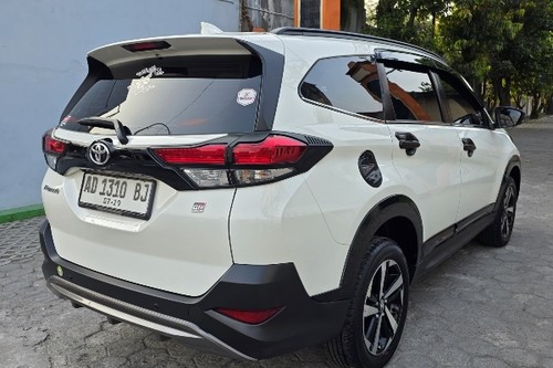 Dijual 2024 Toyota Rush 1.5 S AT GR Sport bekas
