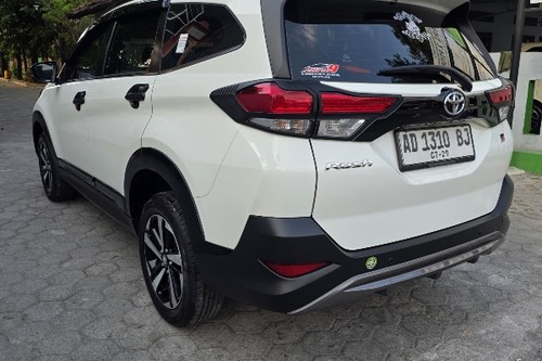 2024 Toyota Rush 1.5 S AT GR Sport bekas