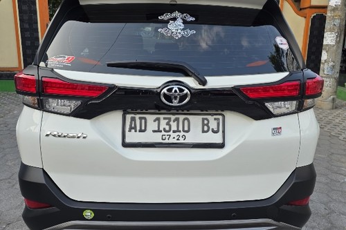 Beli mobil bekas