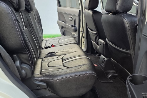 Beli mobil bekas