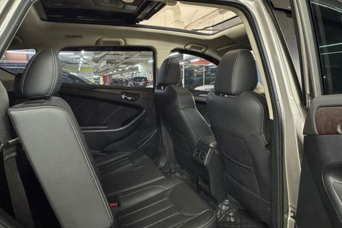 Beli mobil bekas