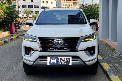 2020 Toyota Fortuner 2.4 VRZ AT 4x4 bekas