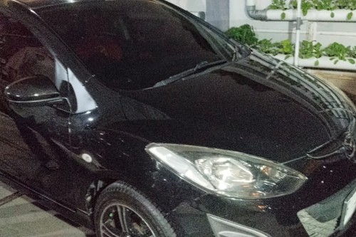 2009 Mazda 2  R AT bekas