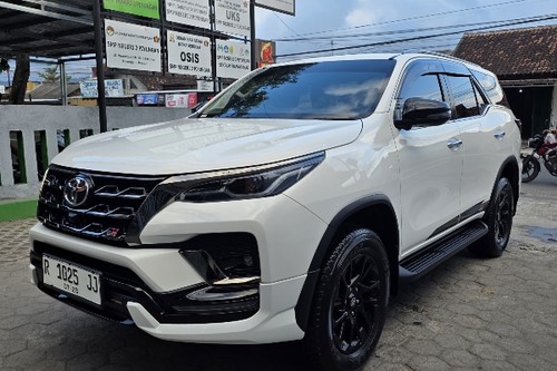 2023 Toyota Fortuner 2.8 VRZ 4x2 AT bekas