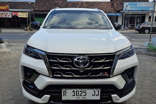 2023 Toyota Fortuner 2.8 VRZ 4x2 AT tua