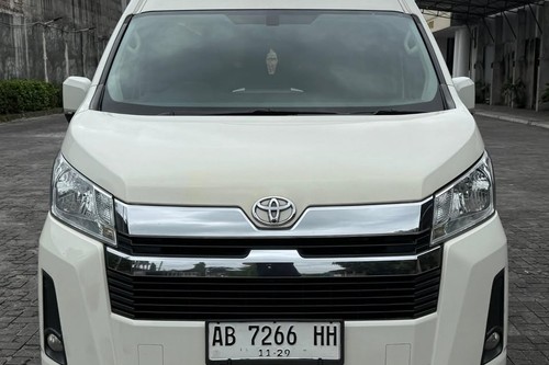 2019 Toyota Hiace Premio bekas