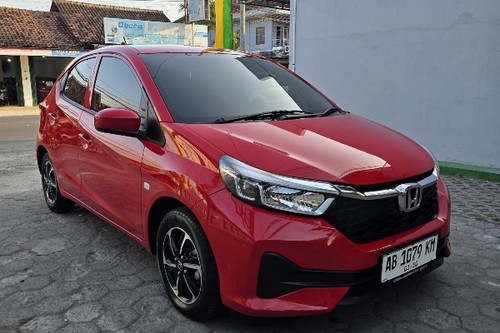 2025 Honda Brio Satya E CVT bekas
