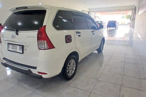 Beli mobil bekas