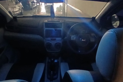 Beli mobil bekas
