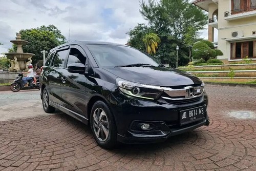 Beli mobil bekas