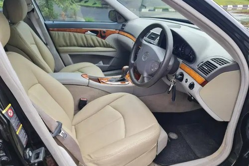 Dijual 2008 Mercedes Benz E-Class E 280 W211 AT bekas