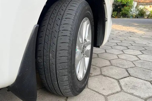 Beli mobil bekas