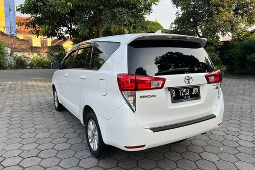 Beli mobil bekas